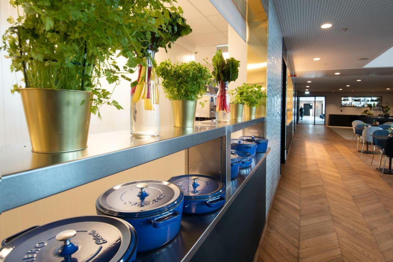 Mandal Hotel Экстерьер фото